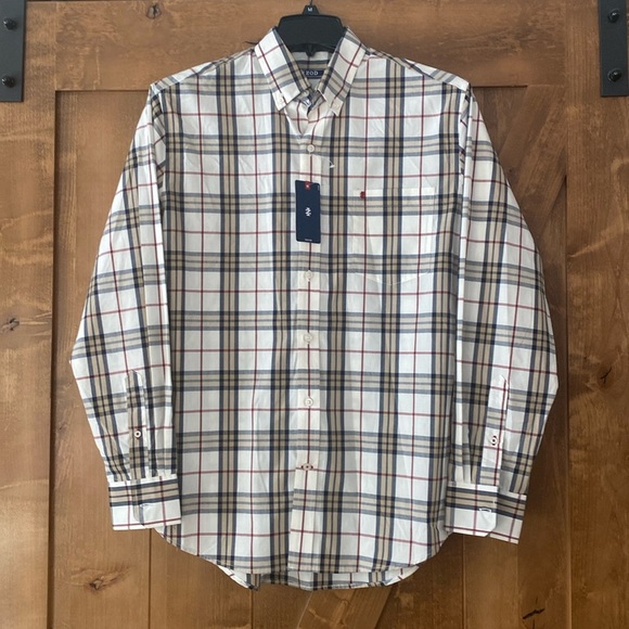 Izod Essential Poplin Plaid Button Up in size Medium - Picture 1 of 6